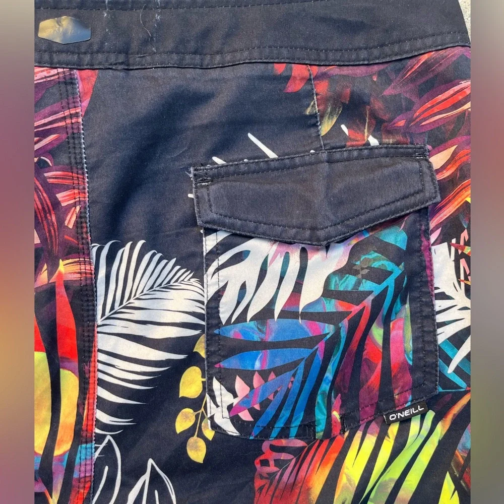 Men's‎ O'Neill Board Shorts Multicolor Floral 36 Surf Beach Sun Reggae Jamaica